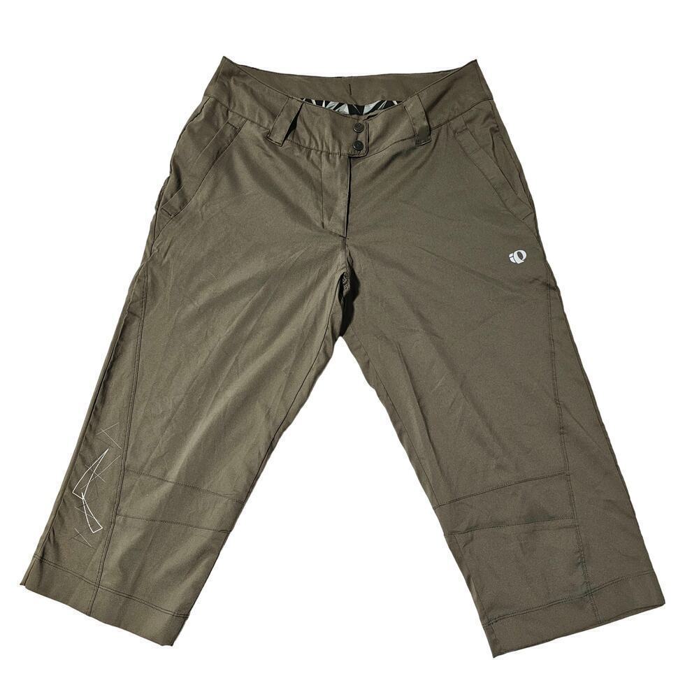 Pearl Izumi Capri SzM pants. GreenCamo. Lightweight. Comfy. Active. Outdoors.‎